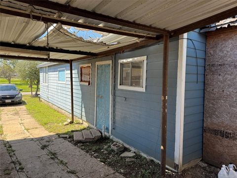 Tiny photo for 7323 Dallas Street, Houston, TX 77011 (MLS # 69239521)