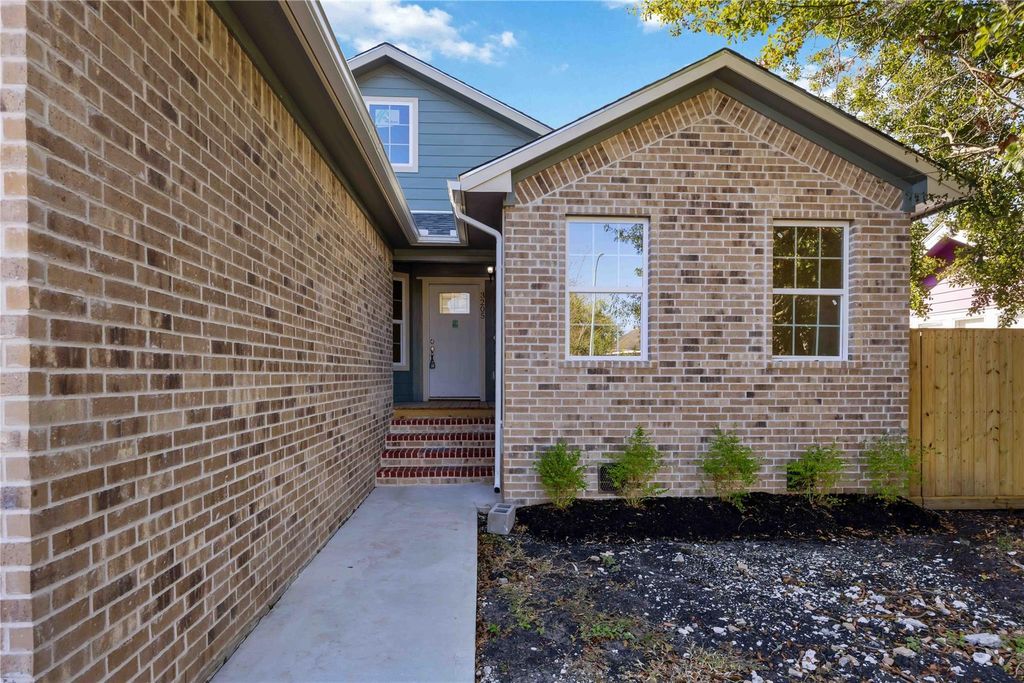 Photo of 3205 Nebraska Street, Baytown, TX 77520 (MLS # 61348177)