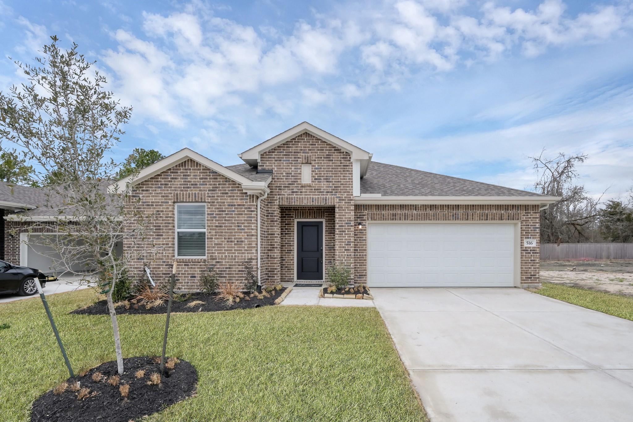516 Monarch Trail