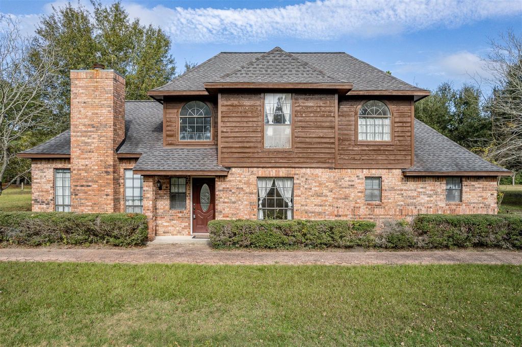 Photo of 329 Burwell Road, Highlands, TX 77562 (MLS # 13722399)