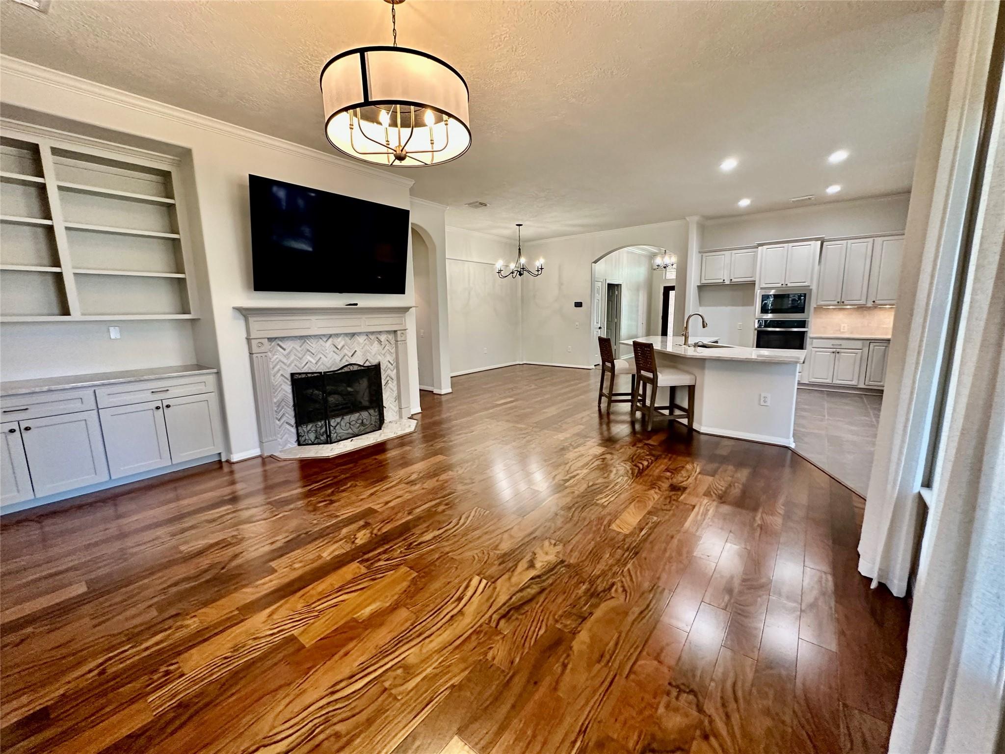 2301 S Venice Drive