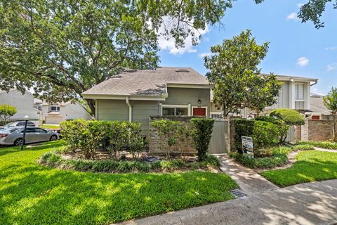 Photo of 13002 Greenway Chase Court, Houston, TX 77072 (MLS # 57793471)