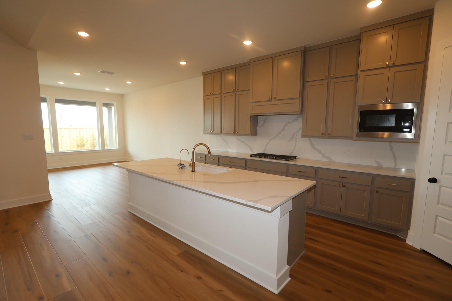 19714 Centennial Park Lane