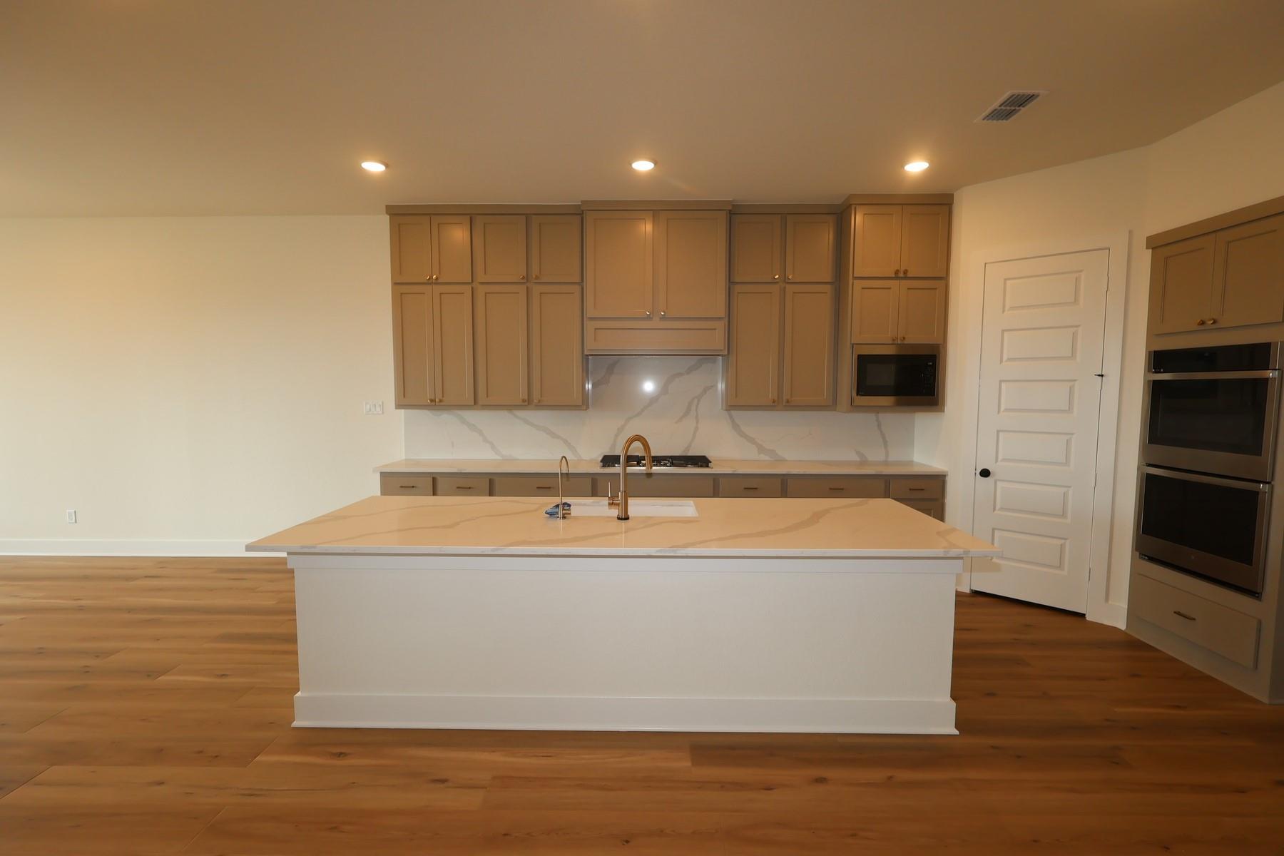 19714 Centennial Park Lane