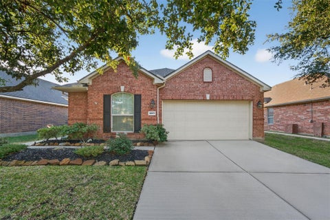 Homes For Sale - 16603 Blue Shine Trail<br/> Cypress, TX 77433