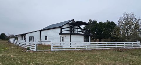 Photo of 2786 Old Columbus Road N, Sealy, TX 77474 (MLS # 85544980)