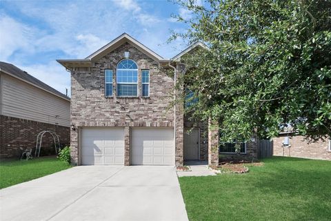 Photo of 11207 Royal Rock Ct Court, Houston, TX 77088 (MLS # 72582919)