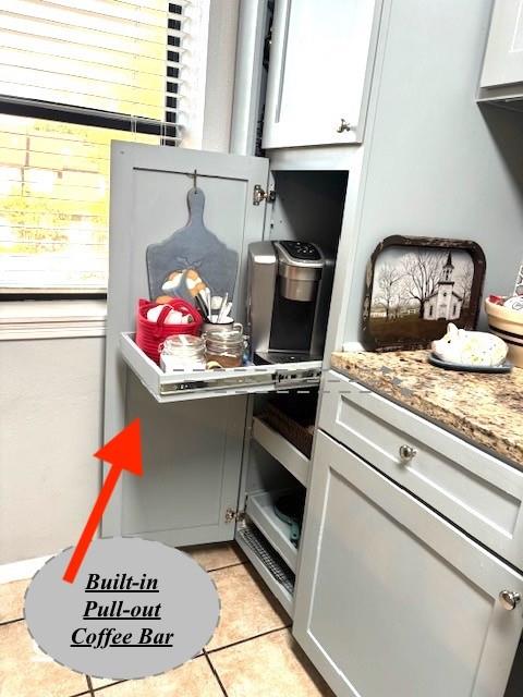 200 Fountain Lake W 125