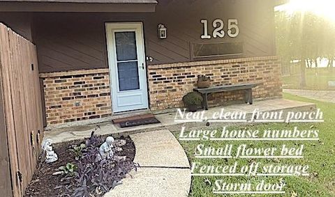 200 Fountain Lake W 125 Livingston TX 77351