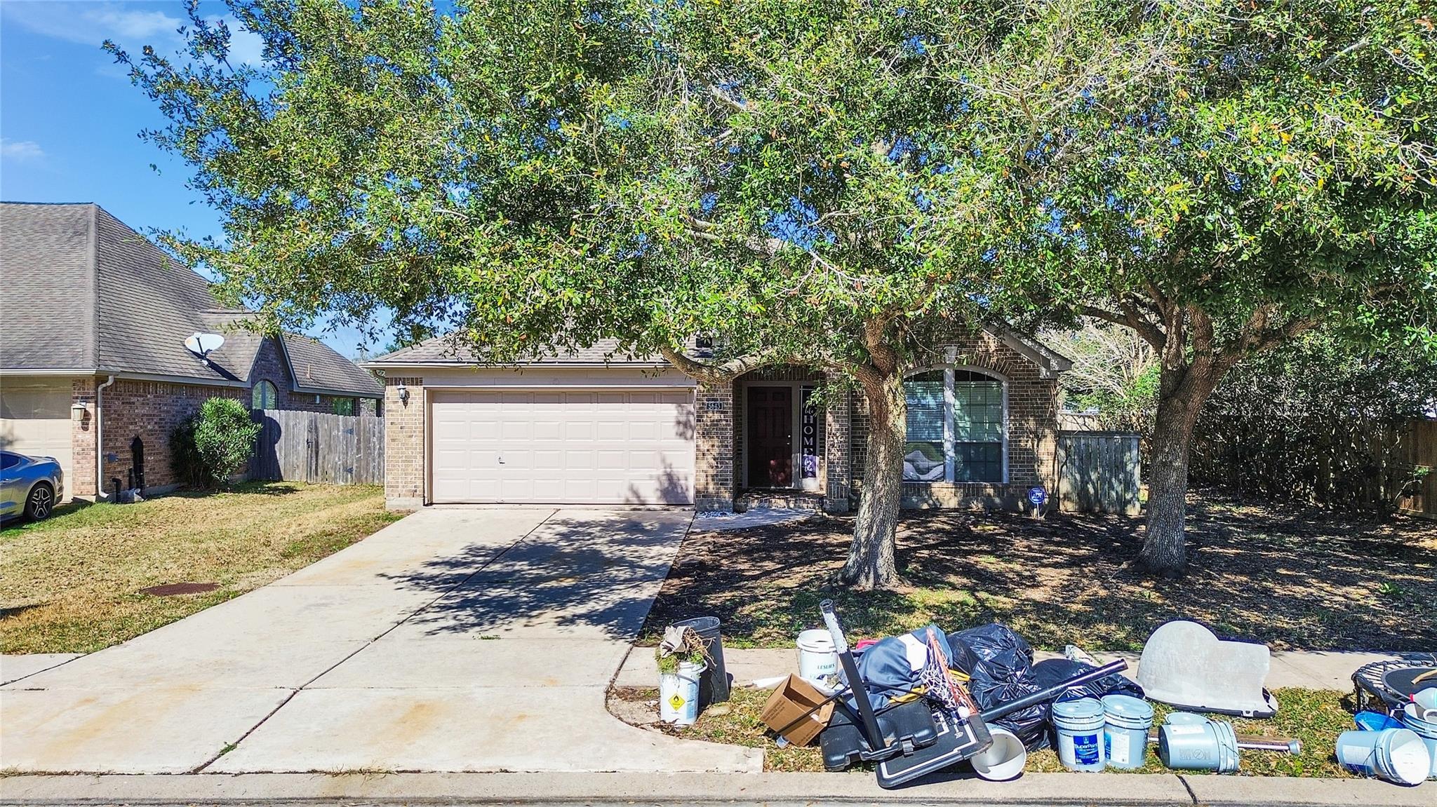 5643 Walnut Glen Lane