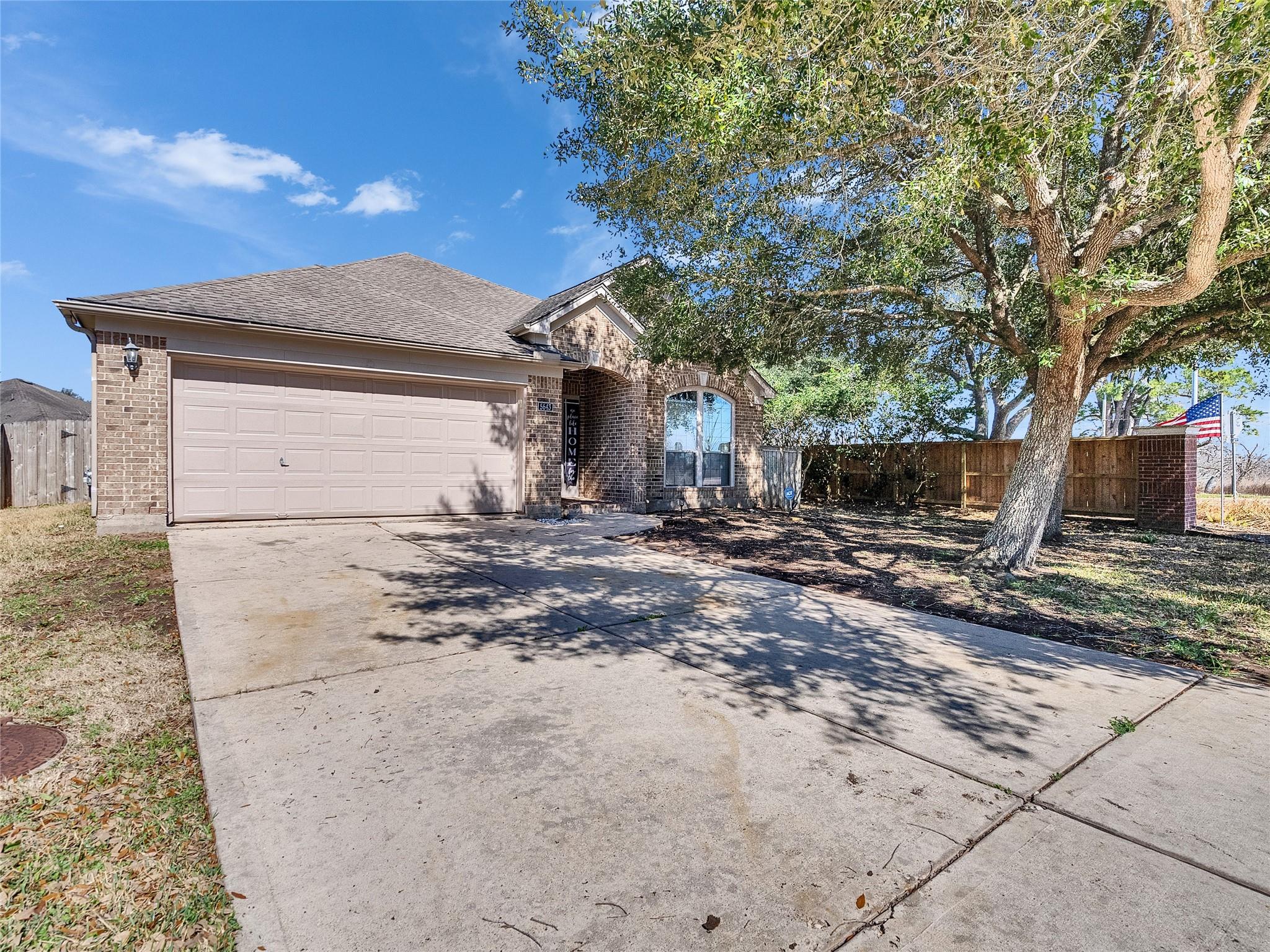 5643 Walnut Glen Lane