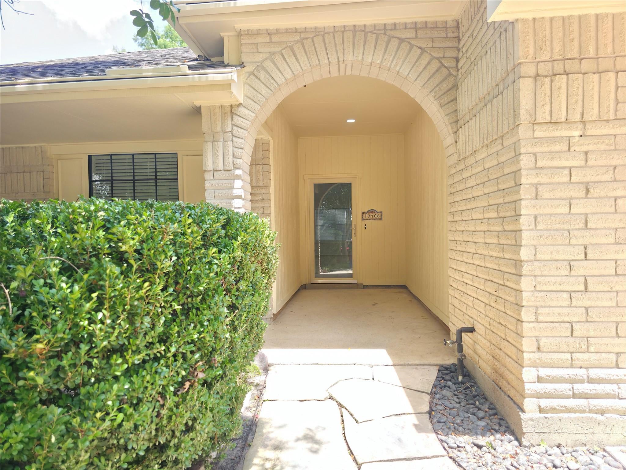 13406 Ravenwing Drive