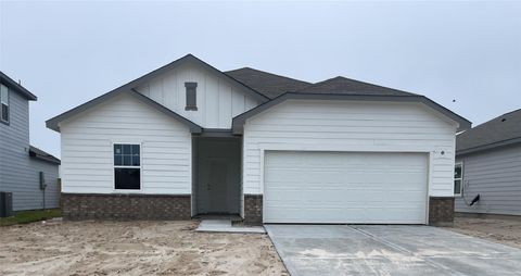 Homes For Sale - 4106 Slow Creek Court<br/> Porter, TX 77365