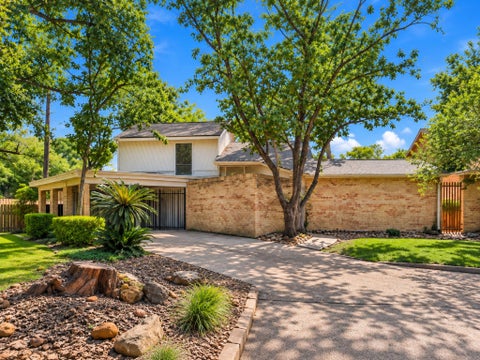 Photo of 166 Old Bridge Lake, Houston, TX 77069 (MLS # 82701785)