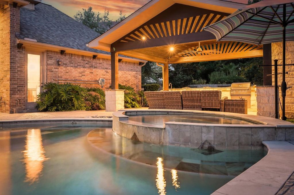 Photo of 1307 Majestic Pines Court, Houston, TX 77345 (MLS # 37500371)