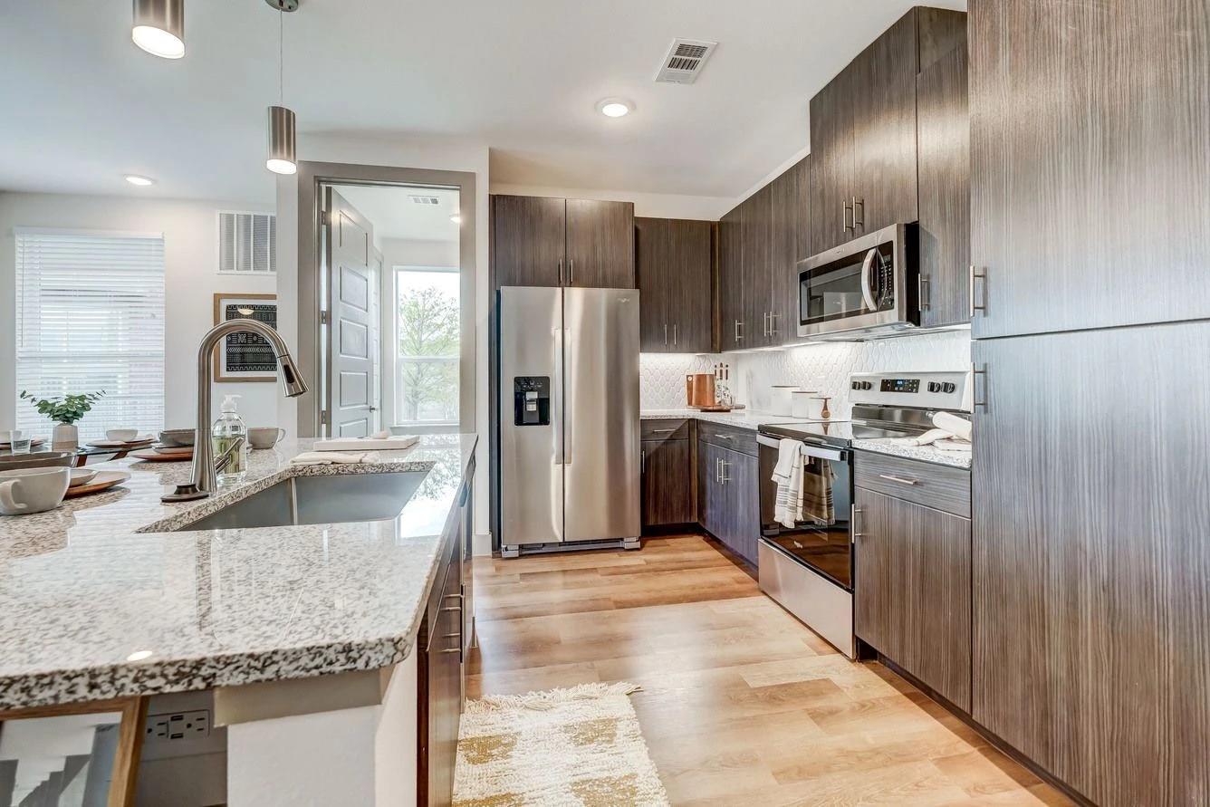 3400 Firewheel Parkway 06-311