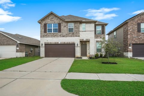 Photo of 831 Cloverdale Drive, Rosharon, TX 77583 (MLS # 87050725)