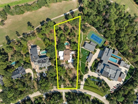 Photo of 43 N Longspur Drive, The Woodlands, TX 77380 (MLS # 11026668)