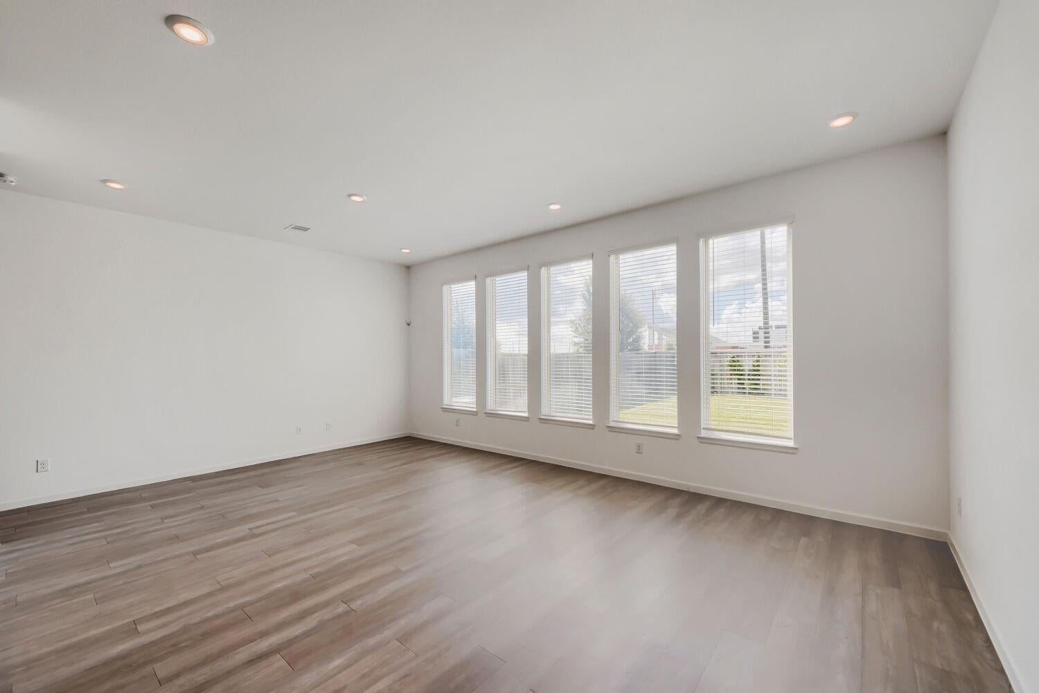 4146 Balboa Drive