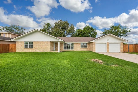 Photo of 405 N Fulton Street, Texas City, TX 77591 (MLS # 83107074)