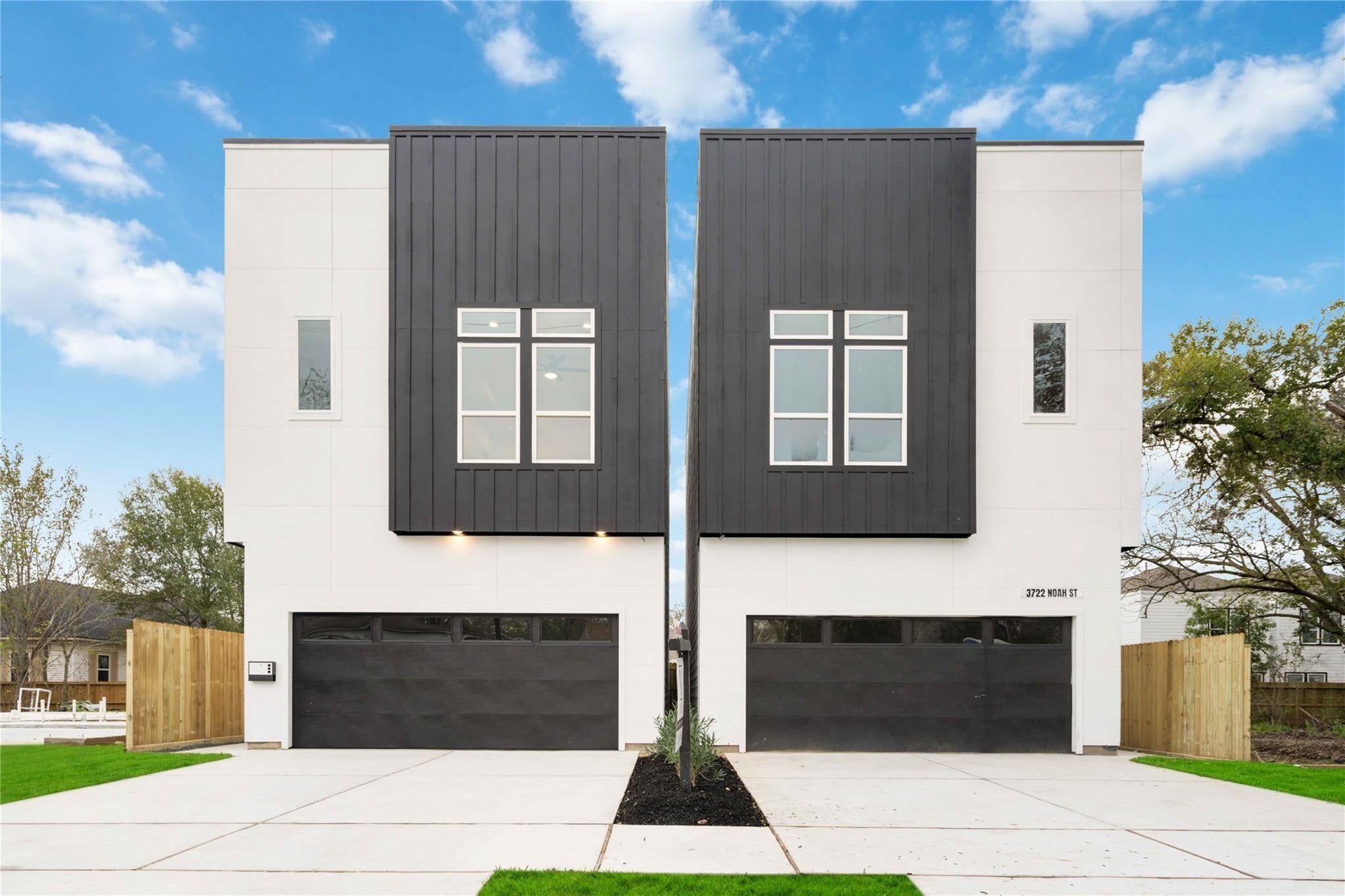3733 Noah Street
