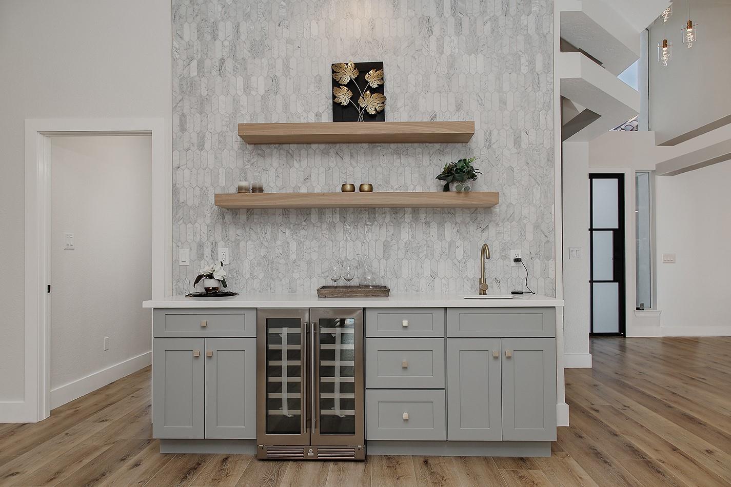 12412 Lake Vista Drive