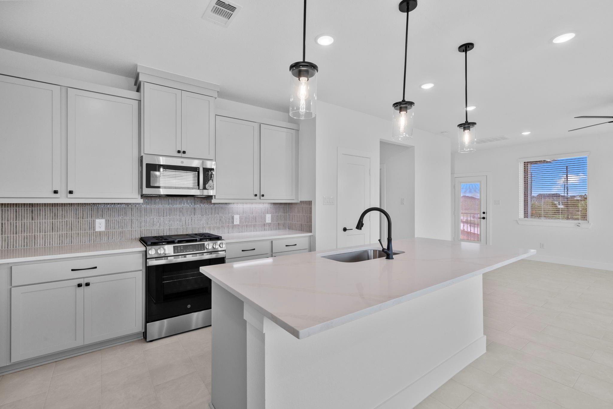 24019 Breezy Bank Trail