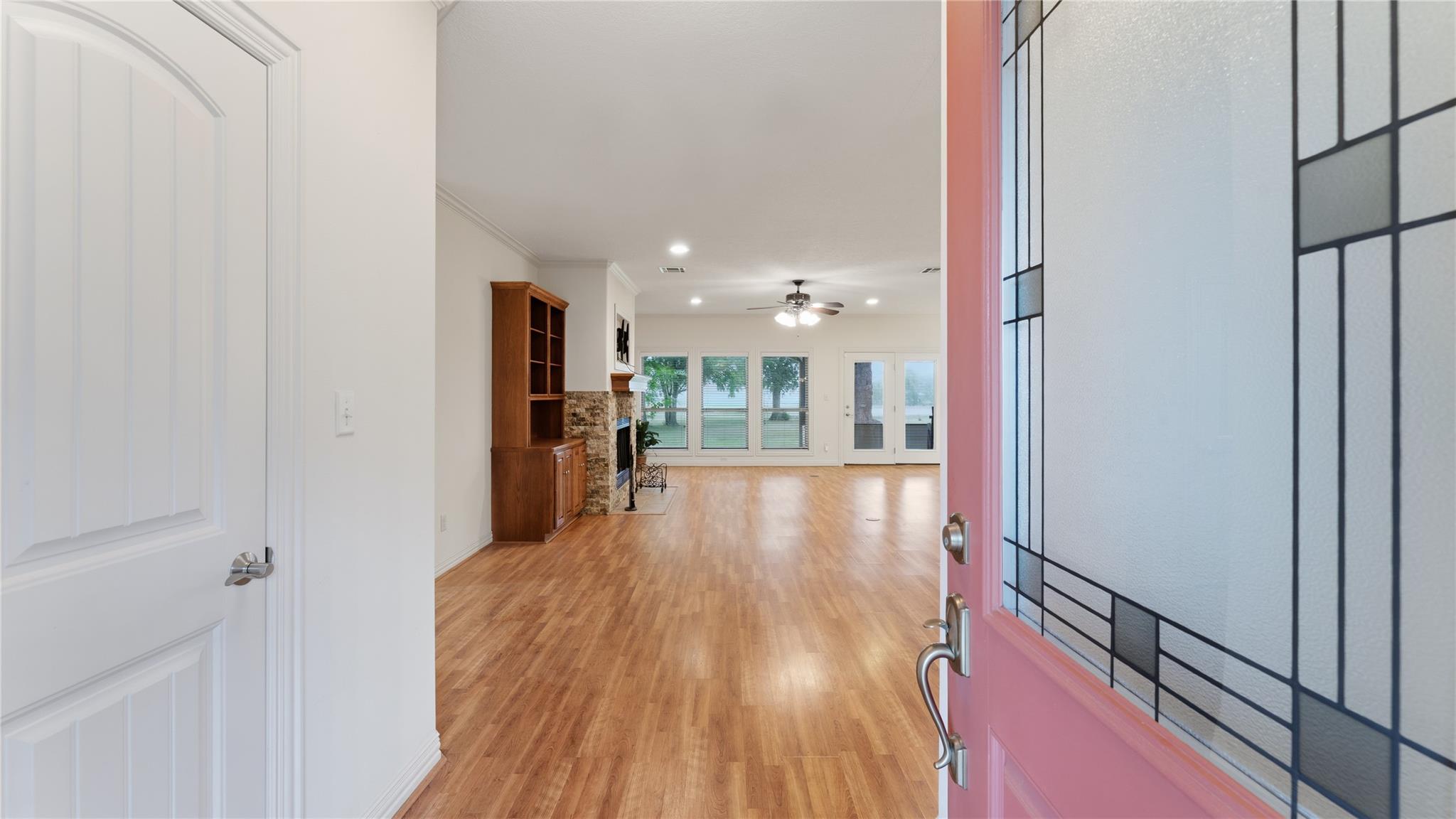 318 Jamestown Road