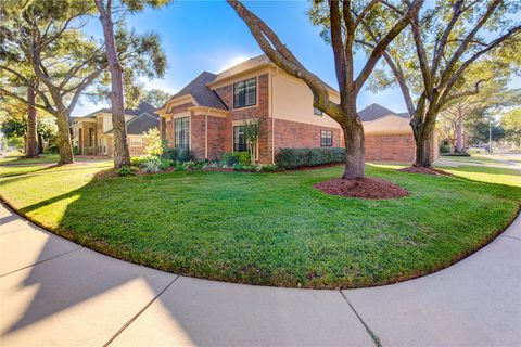 Photo of 3427 Cobblestone Creek Way, Houston, TX 77084 (MLS # 23104379)