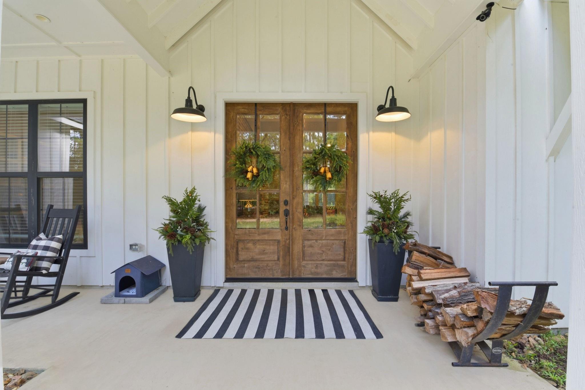 23323 Green Forest Street