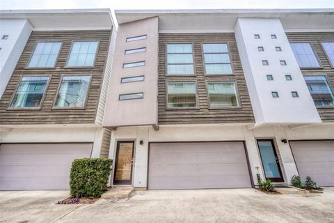 Photo of 1555 Birdsall Street #A, Houston, TX 77007 (MLS # 46812003)