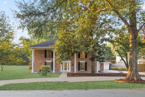 Photo of 522 River Plantation Drive, Conroe, TX 77302 (MLS # 50301214)