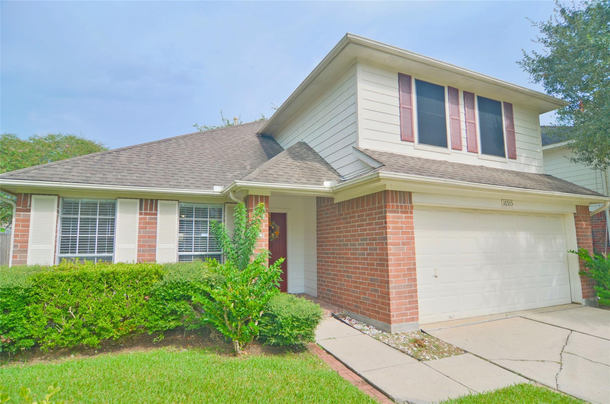 16915 Lighthouse View Drive