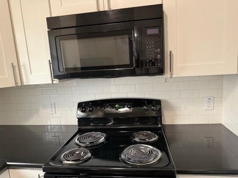 Tiny photo for 2915 Isabella Street #B, Houston, TX 77004 (MLS # 17874959)