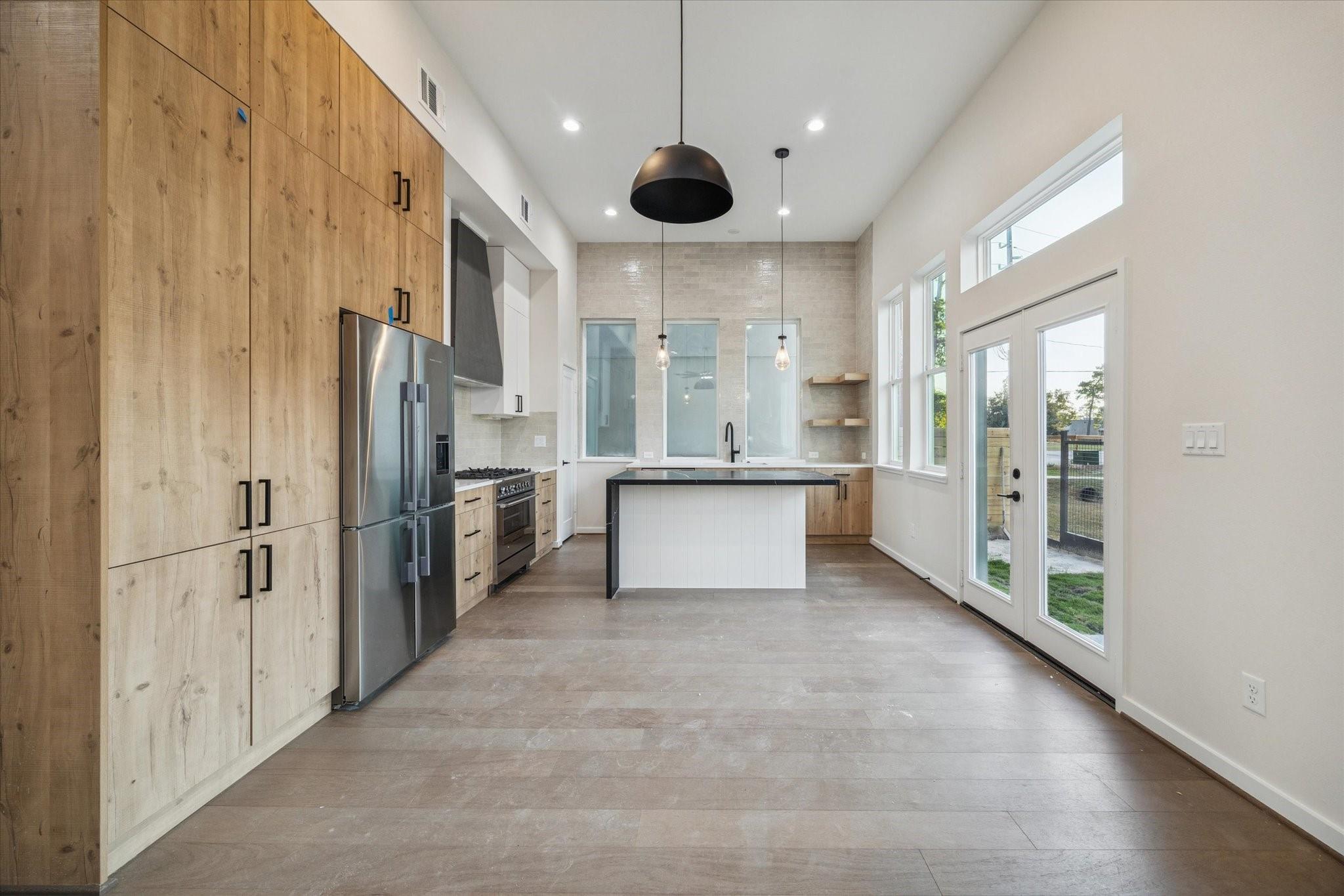 3903 Yale Heights Drive