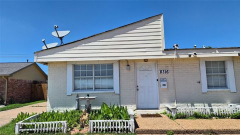 Photo of 8316 Beechnut Street, Houston, TX 77036 (MLS # 12229985)