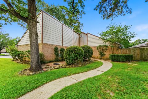 Photo of 2718 Knollbrook Lane, Spring, TX 77373 (MLS # 50895182)
