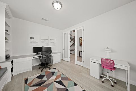 Tiny photo for 4702 Llano Loop, Sugar Land, TX 77479 (MLS # 94933013)