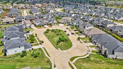 Tiny photo for 4702 Llano Loop, Sugar Land, TX 77479 (MLS # 94933013)