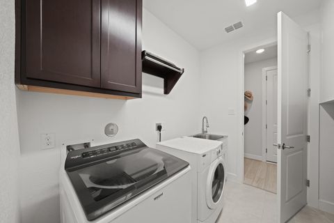 Tiny photo for 4702 Llano Loop, Sugar Land, TX 77479 (MLS # 94933013)