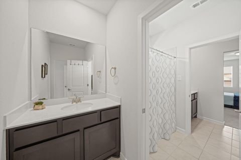 Tiny photo for 4702 Llano Loop, Sugar Land, TX 77479 (MLS # 94933013)