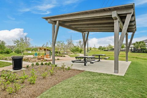 Tiny photo for 4702 Llano Loop, Sugar Land, TX 77479 (MLS # 94933013)