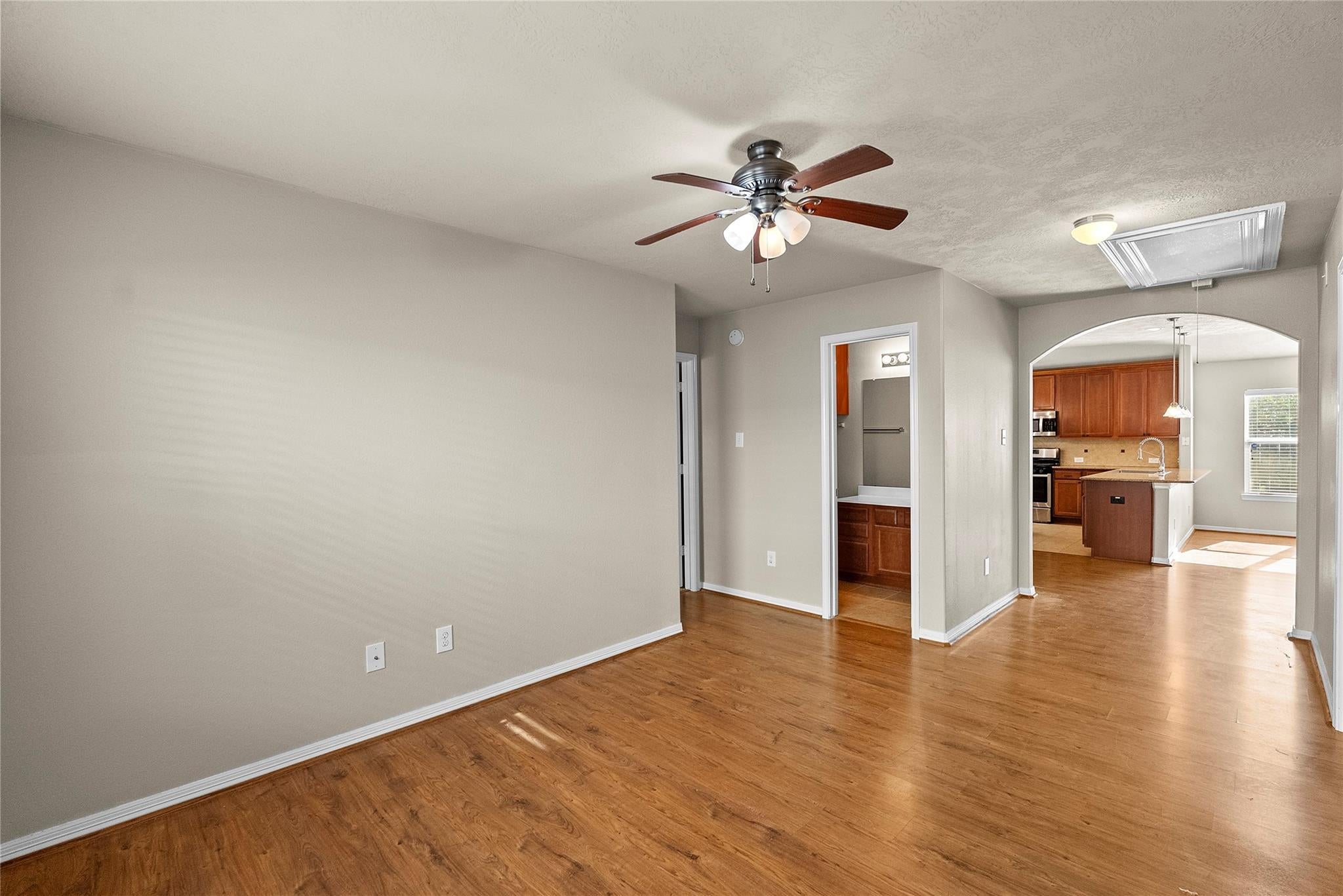 10015 Lynnwood Drive