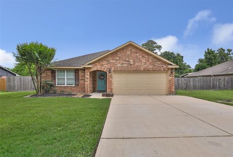 Photo of 735 Broad Ripple Drive, Houston, TX 77336 (MLS # 69833698)