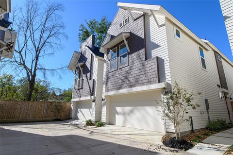 Photo of 881 Rachel Street #B, Houston, TX 77091 (MLS # 93139087)