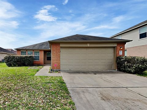 Photo of 3930 Hawthorne Glen Court, Fresno, TX 77545 (MLS # 86275781)