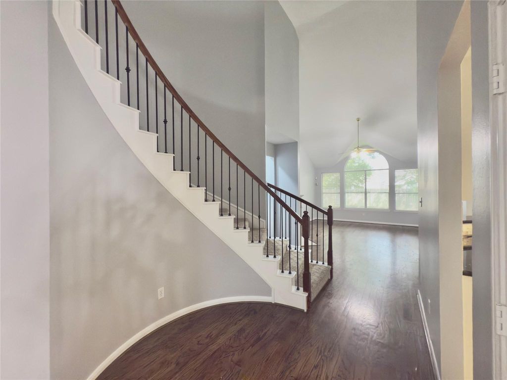 Photo of 10602 S Belmont Court, Houston, TX 77065 (MLS # 36557114)