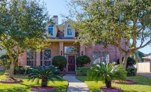 Photo of 310 Watercrest Harbor Lane, League City, TX 77573 (MLS # 18158423)
