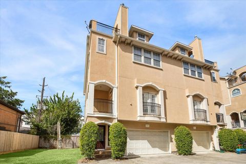 Photo of 5629 Dolores Place Lane #B, Houston, TX 77057 (MLS # 3025476)