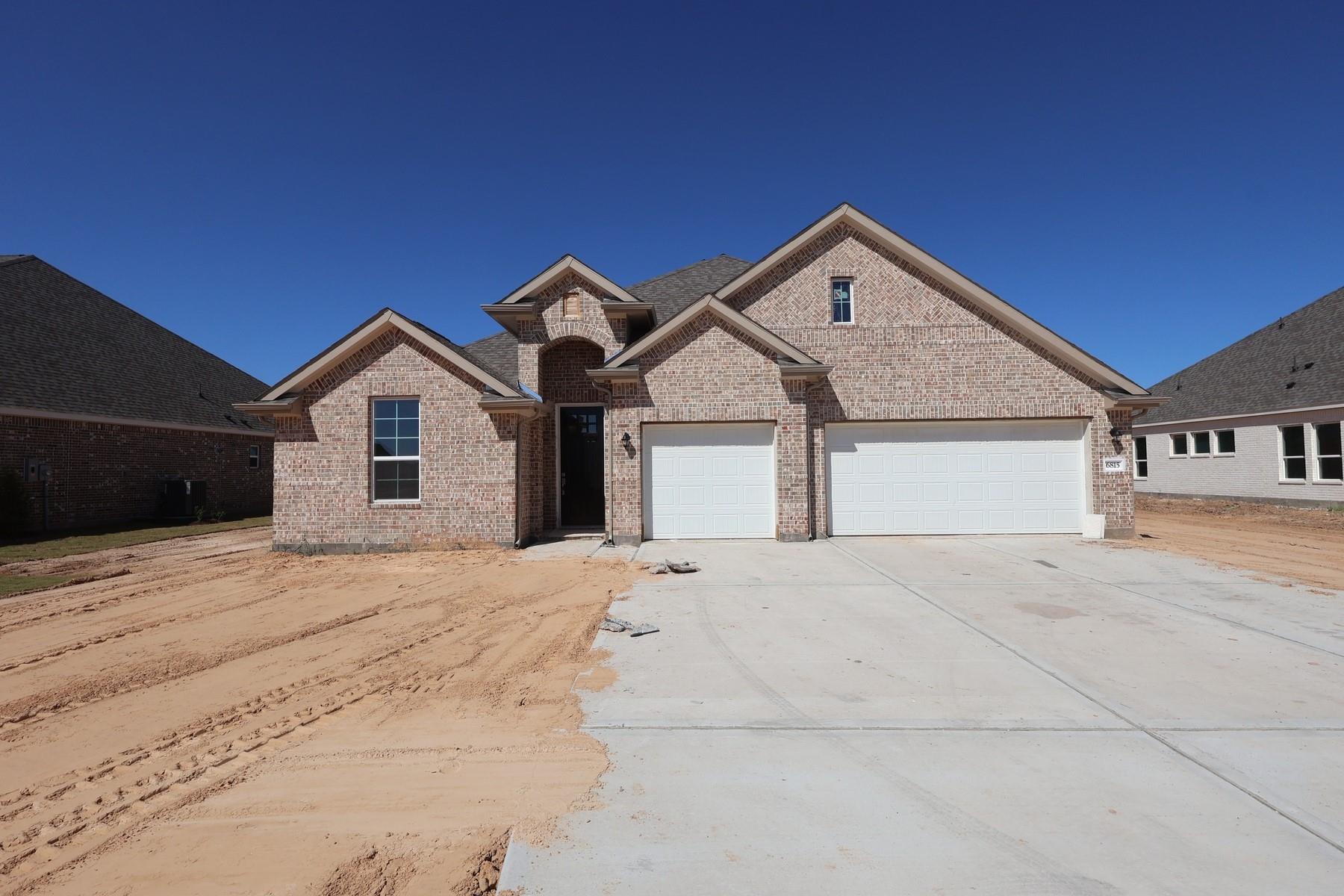 6815 Allens Landing